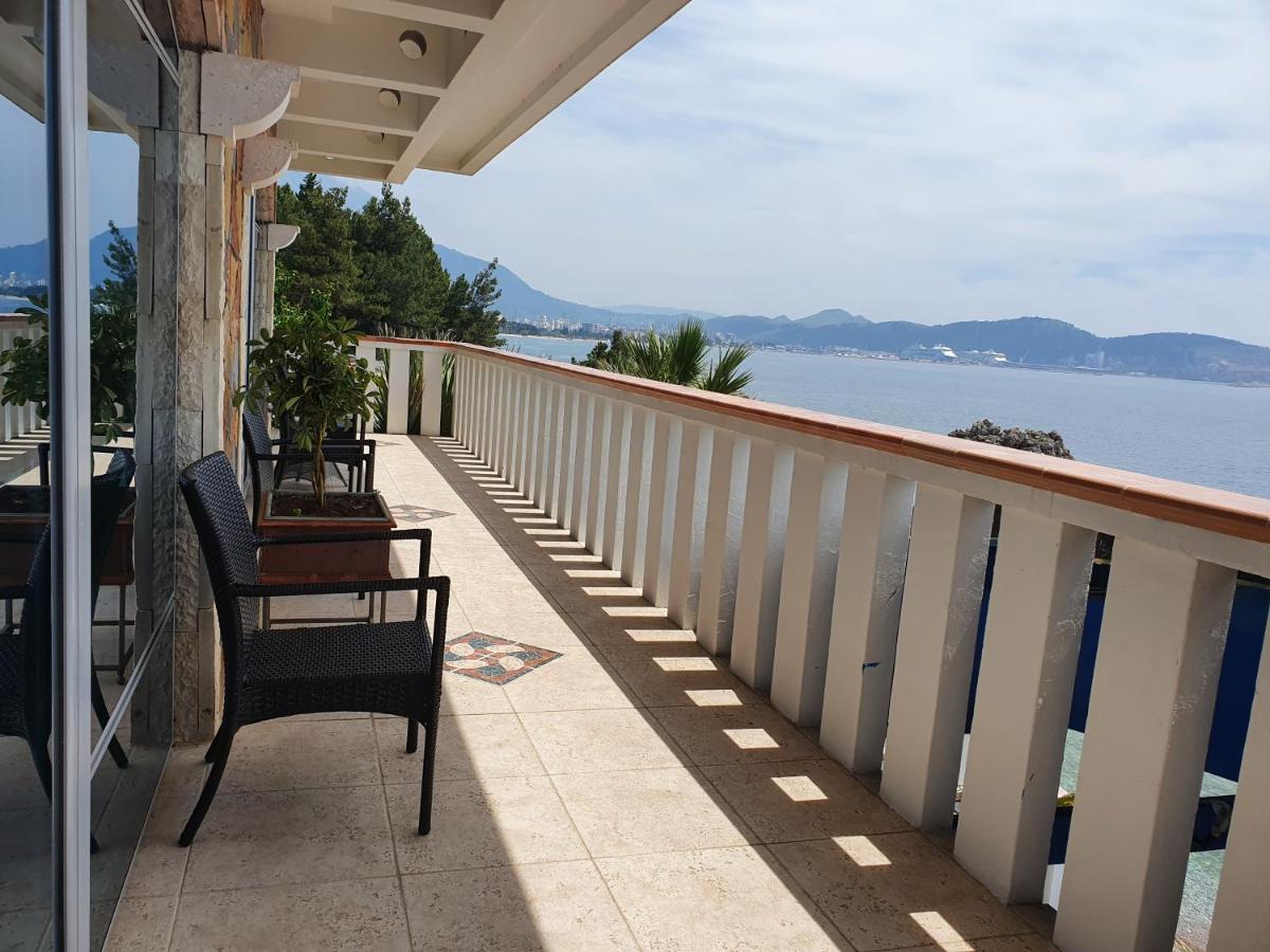 Sunset View Apartments Бар Экстерьер фото