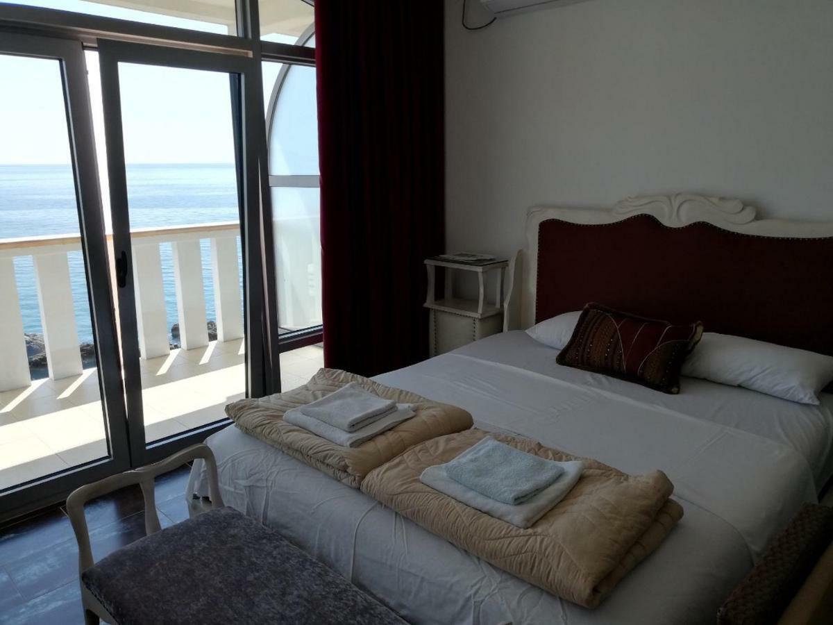 Sunset View Apartments Бар Экстерьер фото